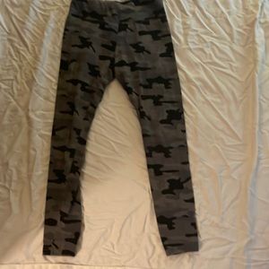 Camo leggings